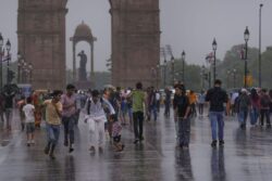 Heavy Rainfall Lashes Delhi-NCR, Airlines Issue Travel Advisory | Weather Updates