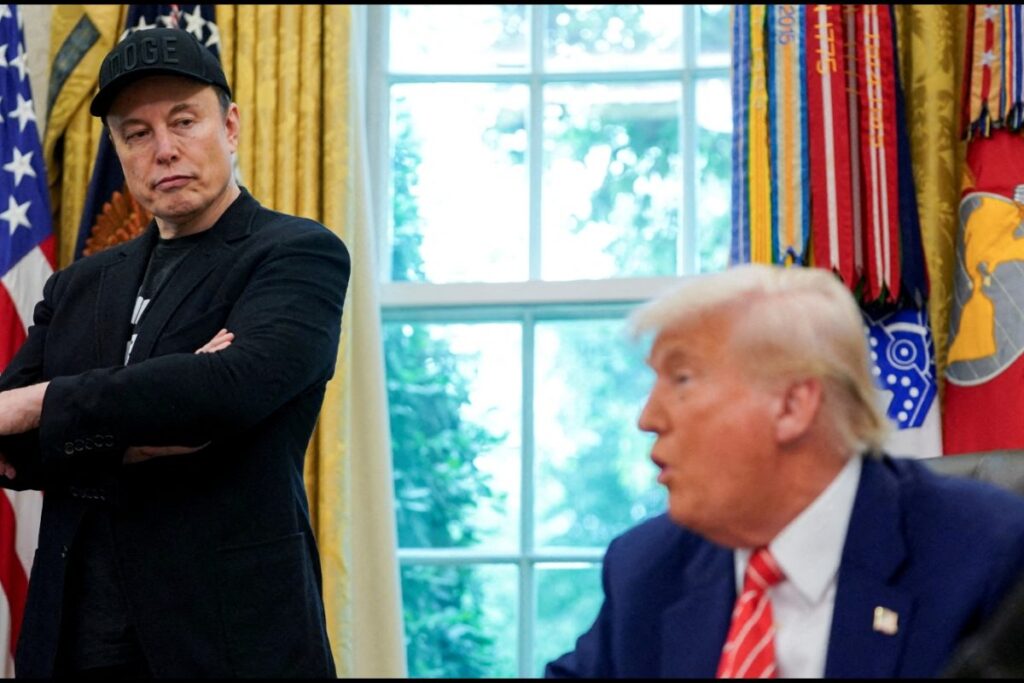 News18 Evening Digest: Trump Threatens Elon Musk With Deportation & Other Top Stories