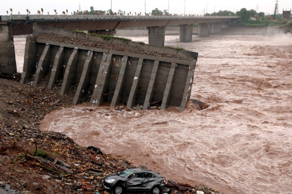 Jammu And Kashmir Flood LIVE Updates: River Ravi Floods Lakhanpur, CRPF Office Relocated Amid Damage