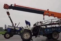 8 Dead, 43 Injured As Truck Hits Tractor-Trolley Carrying Devotees In UP's Bulandshahr