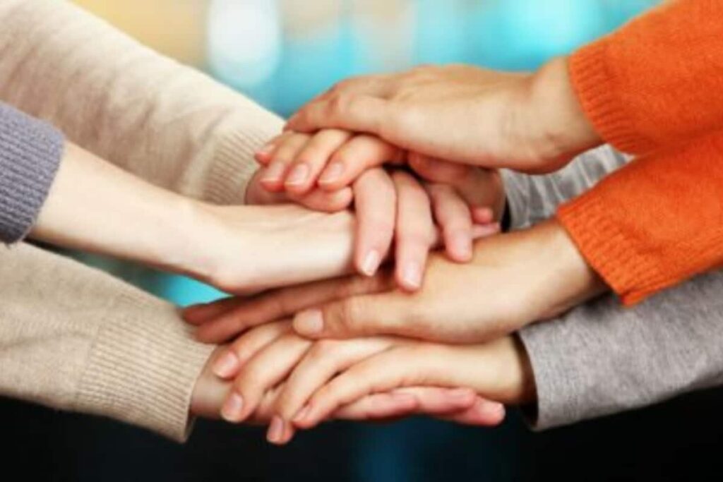 ‘Maitri’: In Surat, Two Freedom Fighters Built A Home That Still Unites Their Families