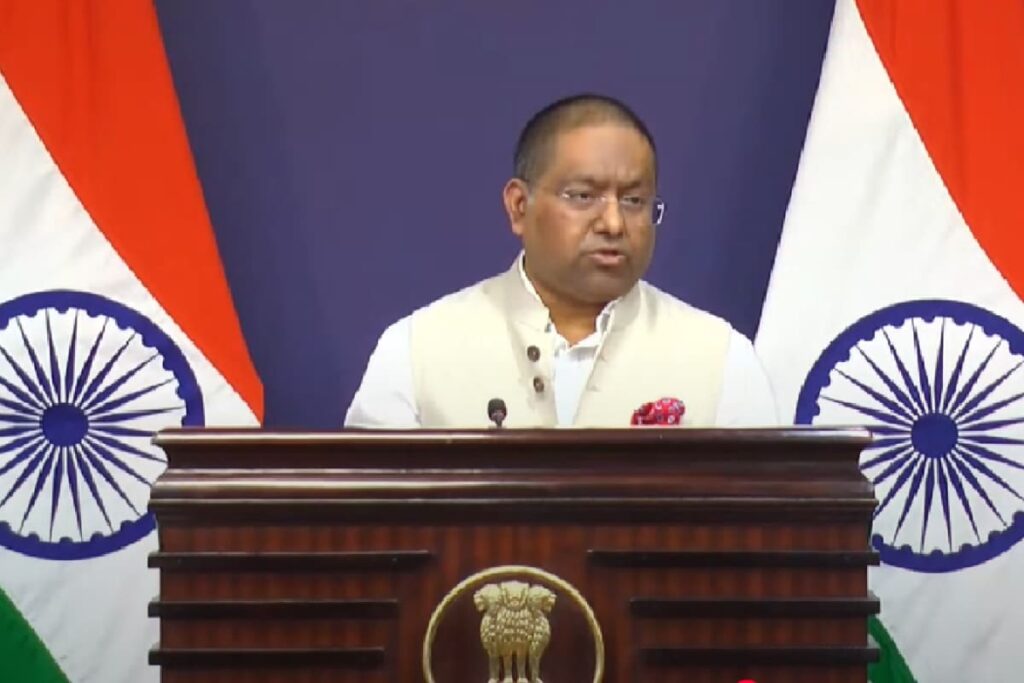 News18 Evening Digest: MEA Reiterates Strong Strategic Partnership With US, ECI Rejects Rahul Gandhi's 'Vote Fraud' Charge & Other Stories