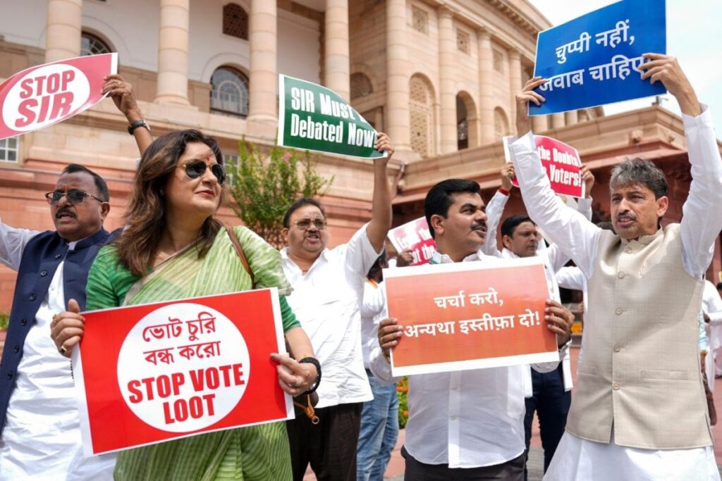 Oath, Allegations & A Deadline: EC Vs Rahul Gandhi Battle Inches Towards September 1 Climax