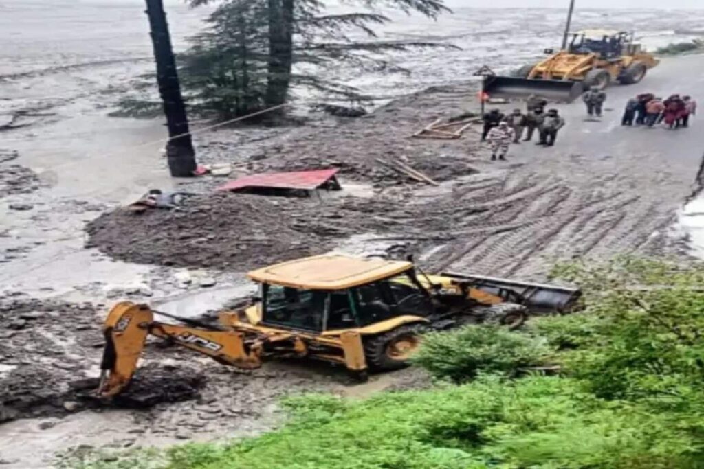 News18 Afternoon Digest: PM Modi Makes Big Announcements In I-Day Speech, Death Toll Increases To 60 In Kishtwar Cloudburst & More