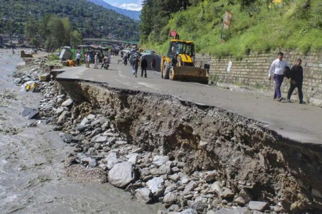 Vehicles Stranded On Chandigarh-Kullu Highway Due To 50-km Traffic Jam, Part Of Road Swept Away