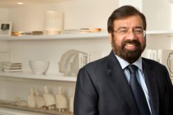 '...Happen In Lagaan': Harsh Goenka's Dig At Trump Over ‘Pakistan May Sell Oil To India’ Remark