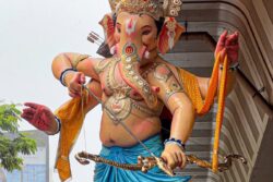 Ganesh Chaturthi 2025 Celebrations Live: Religious Fervour Grips Mumbai Ahead Of Ganesh Chaturthi