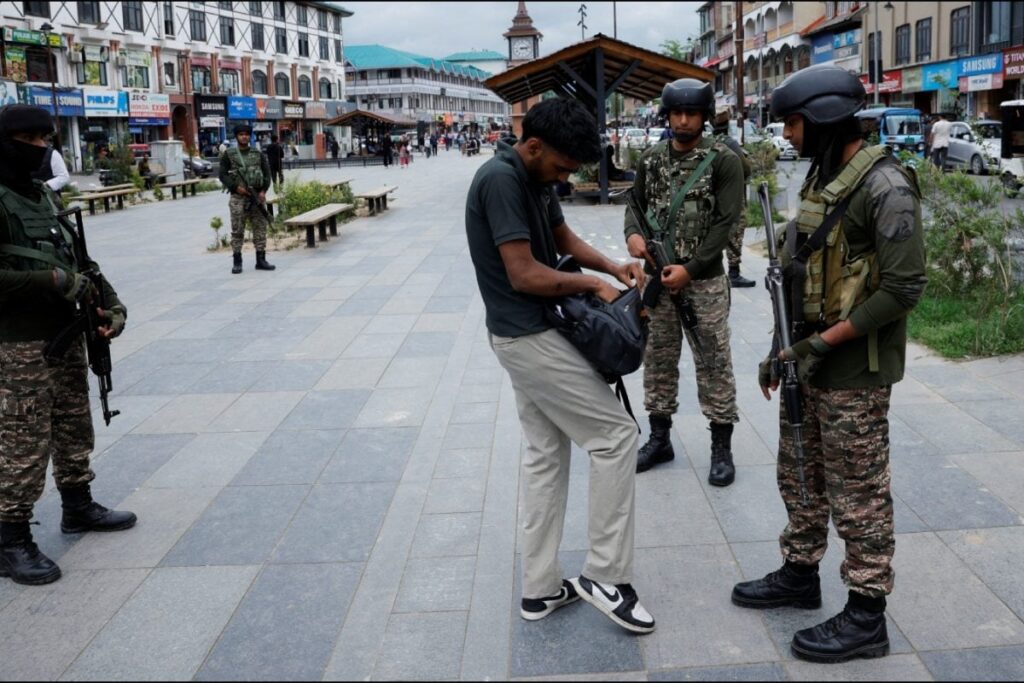 J&K Gets 10,000 More CAPF Troops: Govt Orders 99 Companies To Stay, CoBRA To Be Deployed | Exclusive