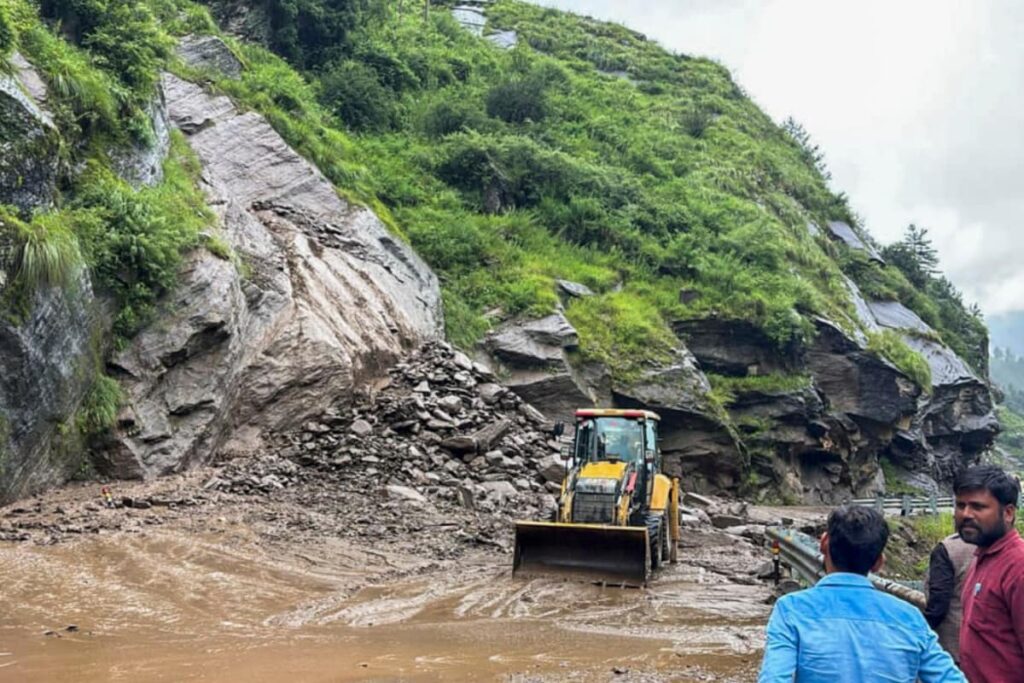 'Vetiver Grass Ideal For Himalayas': Environmentalist Proposes Solution To Mitigate Landslides