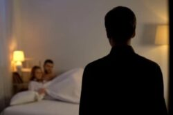 Haryana Man Catches Wife With Another Man At Hotel: ‘Pakde Jaane Ke Baad Bhi Akad…’ | Video