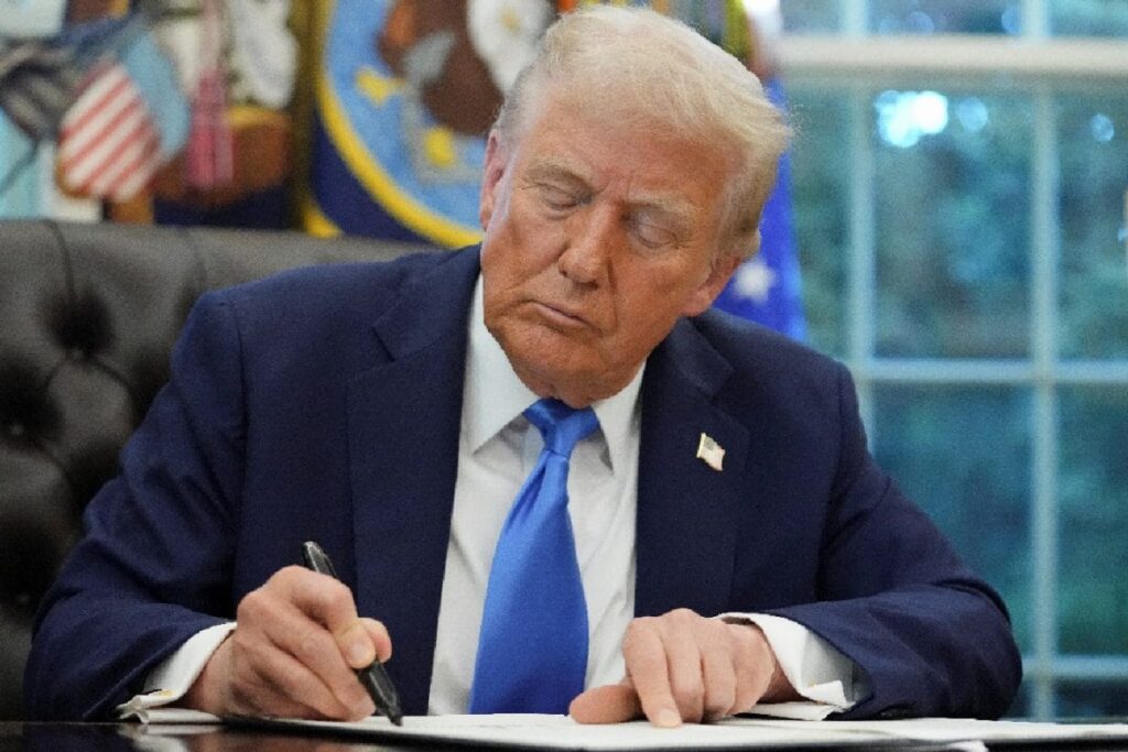 Did Trump Kill The H1-B Visa? 'American Dream' Aside, India Can Now Solve Its 'Brain Drain' Issue