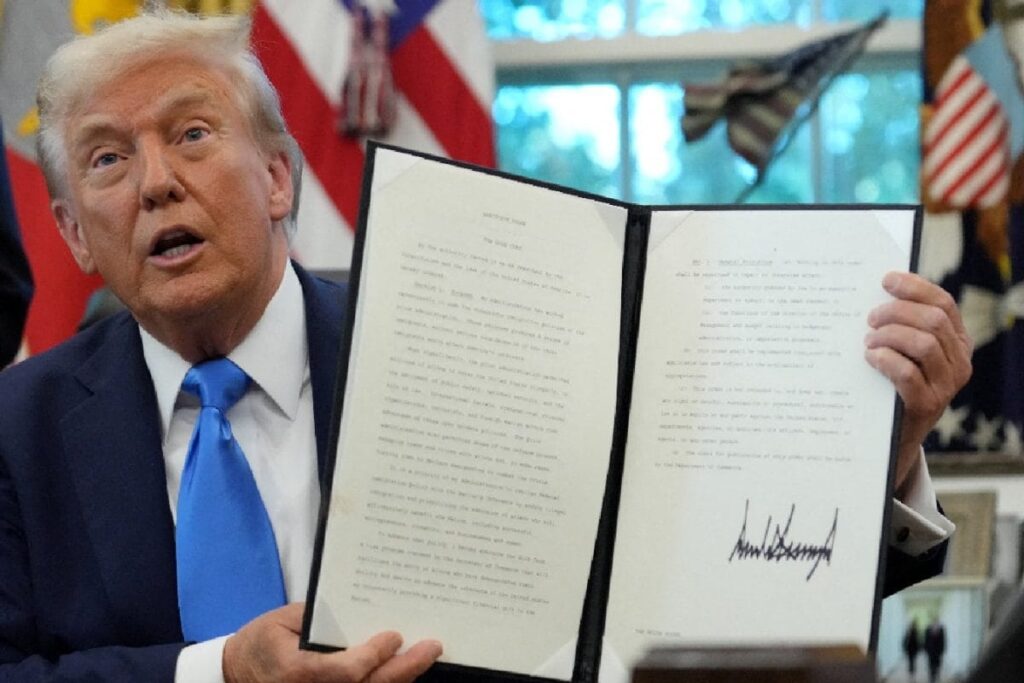 Trump’s $100K H-1B Fee: How It Impacts India And Why The US Isn't Immune