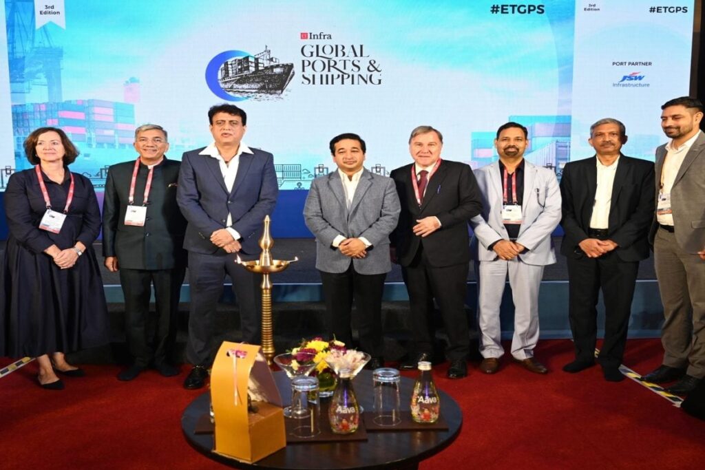 Maharashtra Charts New Course For Port Development And Shipbuilding Industry