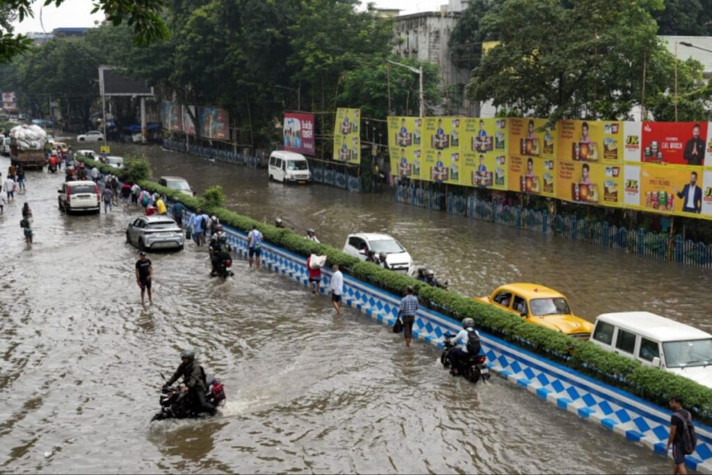 7 Dead In Kolkata Rain: BJP Blames Mamata Govt Over Waterlogging, Electrocutions; TMC Hits Back