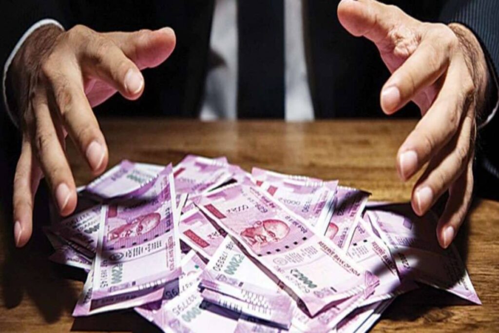 Rs 500 Deposited, Rs 5 Crore Withdrawn: How This 'Kachori' Seller Pulled Off A Multi-Crore Fraud