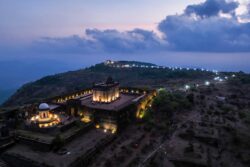 Maharashtra's Tourism Push: Hospitality Training For 7,500 Youth, AI Info Centres At Heritage Sites