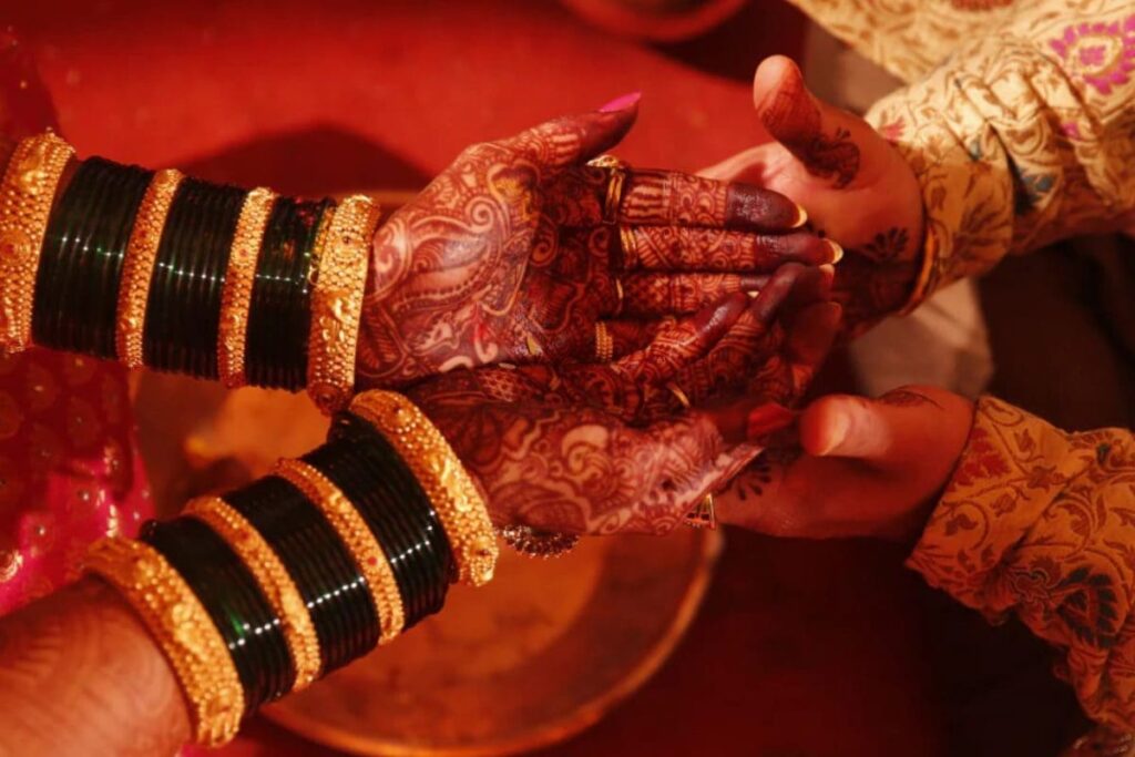 Foreign Divorce Decrees Can’t End Hindu Marriages Solemnised In India: Gujarat HC