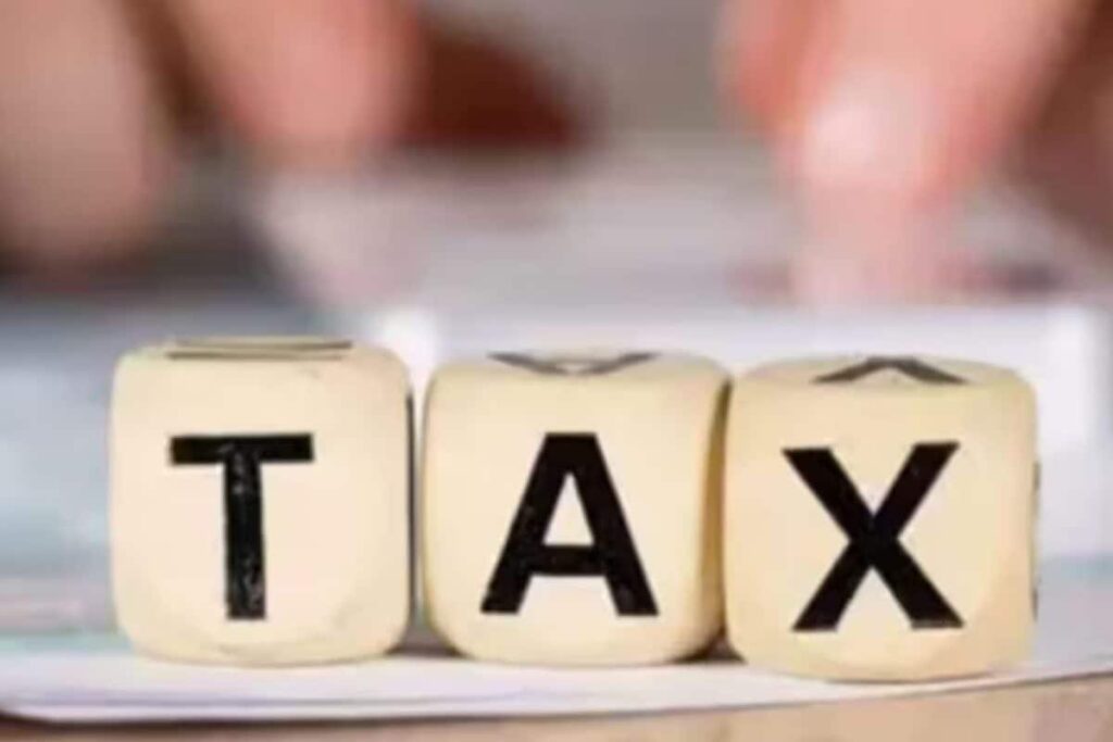 UP Confectioner Earning Rs 12,000 Per Month Gets Income Tax Notice For Rs 141 Crore, Case Filed