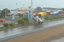 Tempo Loses Control On Pune Highway, 1 Dead; Horrific Accident Caught On Camera