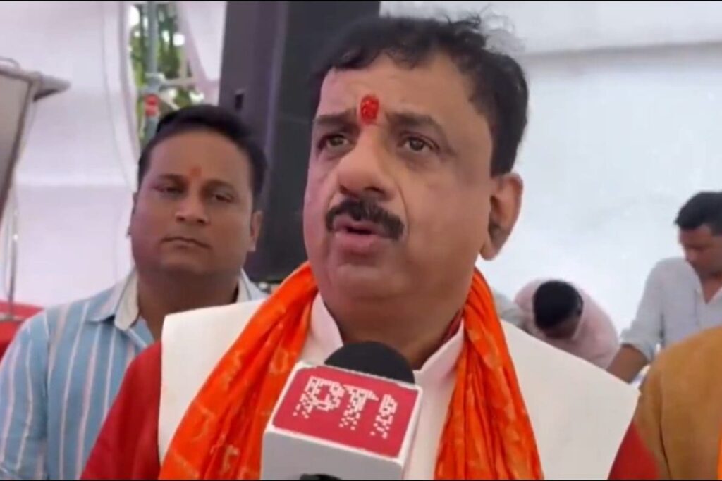 'Won't Be Spared': Bhopal BJP MP's Warning To 'Love Jihadis' Over Garba Participation