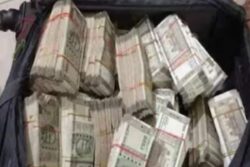 Rs 72 Lakh Seized From Kolkata-Bound Bus On NH-19; Machine Used To Count Cash