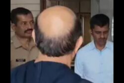 Maharashtra Doctor Loses Rs 16 Lakh Cash, Rs 2 Crore Gold In ‘Special 26’ Style Fake IT Raid