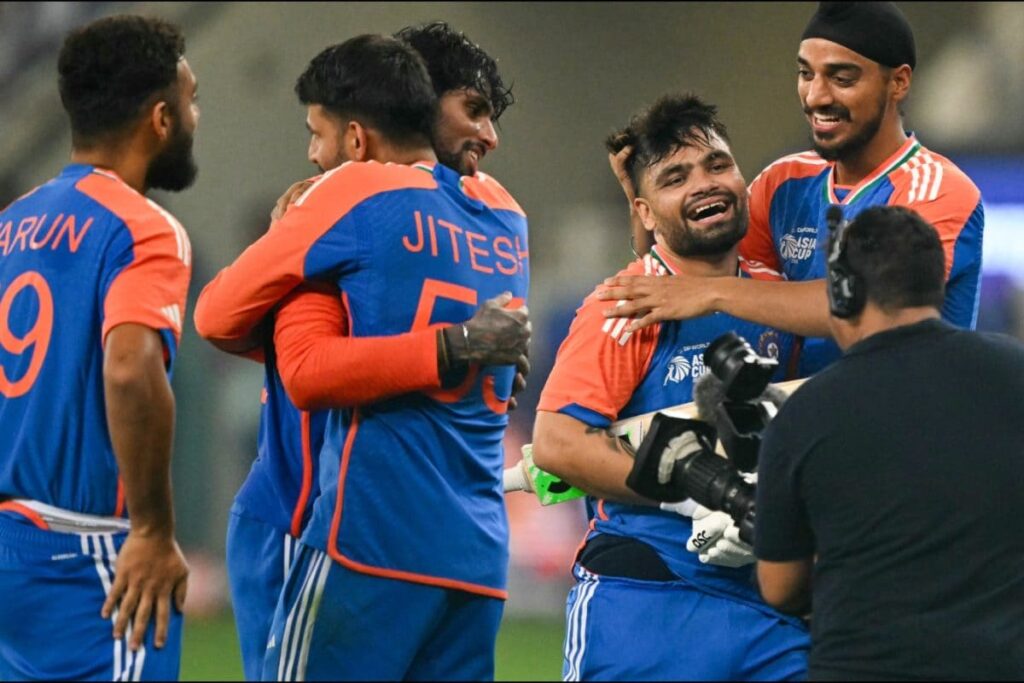 Celebrations Galore After India Thump Pakistan In Thrilling Asia Cup Finale | Watch