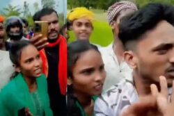 Caught On Riverbank, Married On Spot: Villagers Turn Jamui Coaching Class Romance Into Wedding