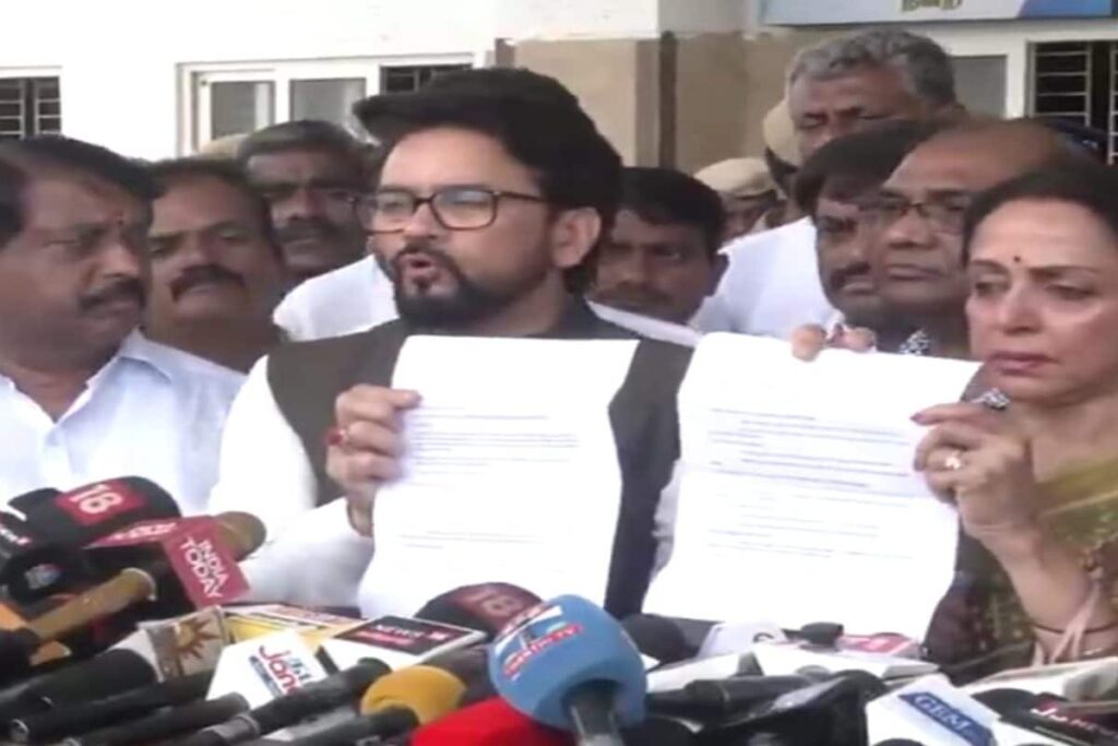 ‘Vijay’s Bus Was Too Big’: NDA Delegation Visits Karur Stampede Site, Alleges Security Lapse