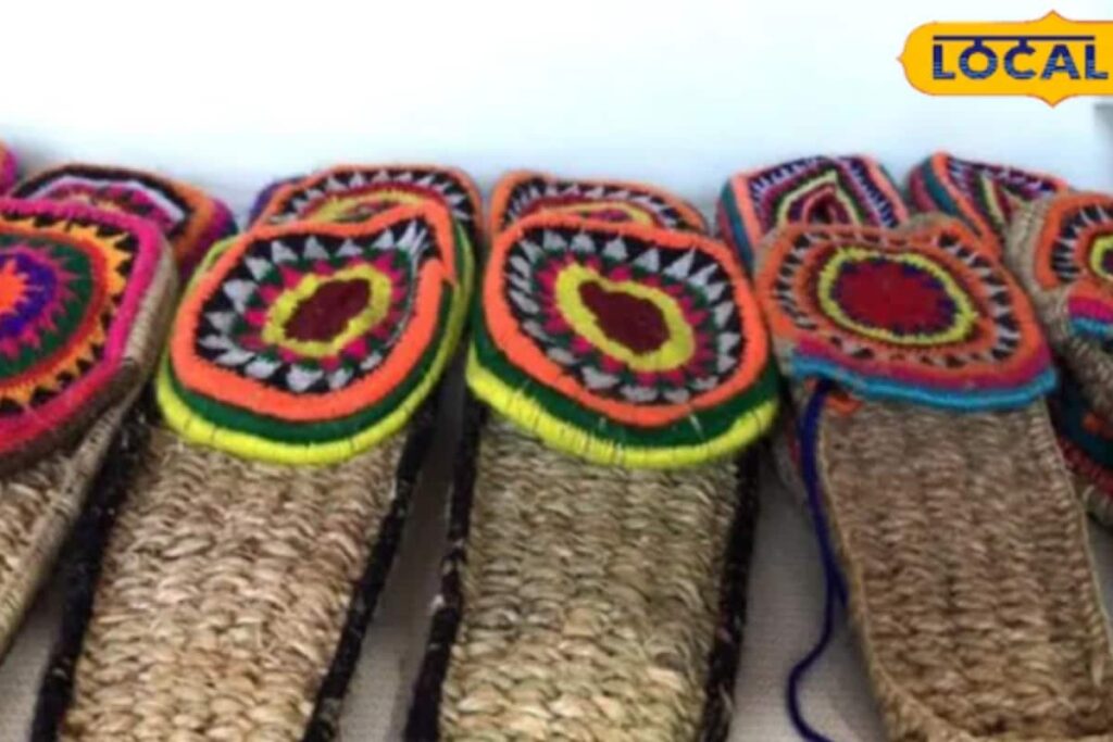 PM Modi's Thoughtful Gift For Kashi Vishwanath Temple Priests Has Everyone Talking