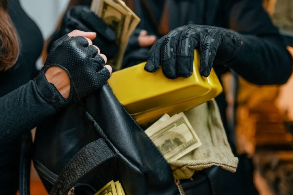 Rs 1.5 Crore Robbery Rocks Bengaluru Home As Family Looks On