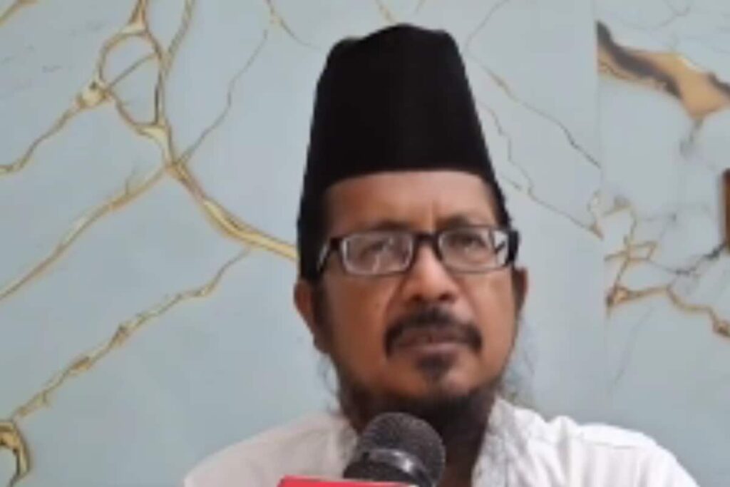 'Go Home Straight After Friday Prayers': UP Cleric Urges Calm Amid 'I Love Muhammad' Row