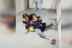 'Maza Aaya': Nurse Mocks Woman After She Delivers Baby On Haridwar Hospital Floor