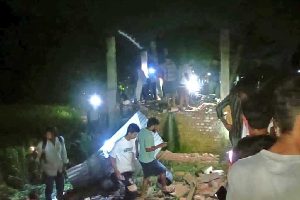 5 Dead, Many Feared Trapped As House Collapses After Powerful Explosion In Ayodhya