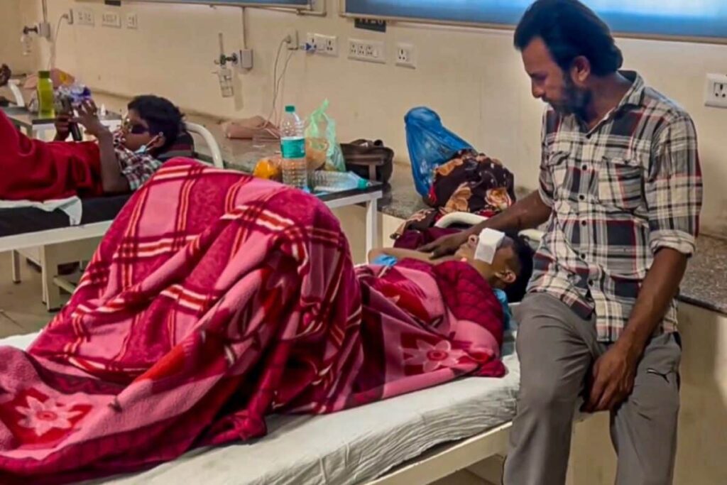 14 Kids Blinded While Playing With Carbide Gun On Diwali In MP's Sagar