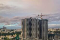 Redditors Shocked As Influencer Looks For ‘Like-Minded’ Woman To ‘Co-Buy’ Flat: ‘Kitna Bheekh Mangenge?’