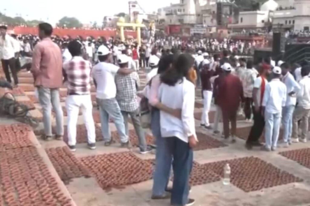 Deepotsav 2025: With Over 26 Lakh Diyas, Ayodhya Aims For Guinness Record