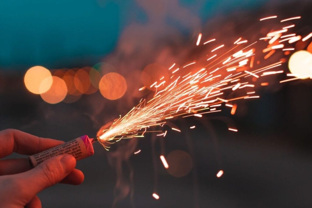 Are Green Crackers Actually Less Polluting? The Debate Behind The Label