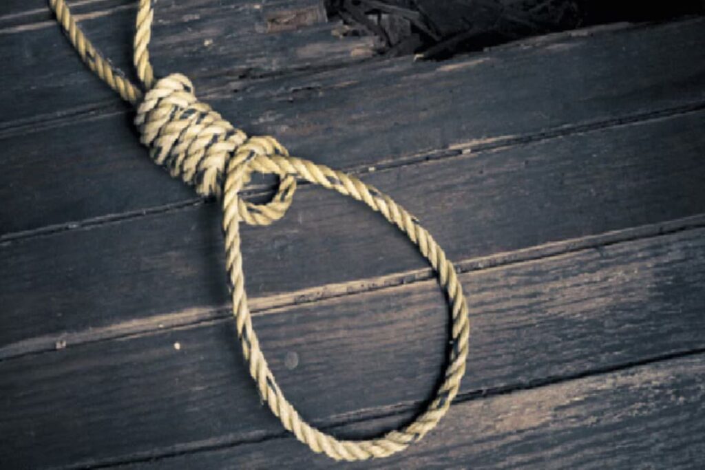 Karnataka Woman Murders 12-Year-Old Daughter, Then Hangs Herself