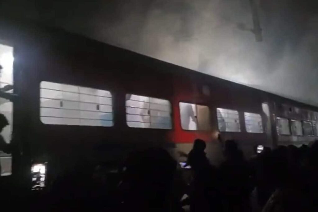 Fire Breaks Out In Amritsar-Purnia Jan Sewa Express Near Sonbarsha