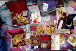 Coal Smuggling Case: ED Raids Multiple Locations In Bengal, Jharkhand; Cash, Gold Seized