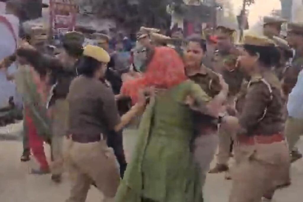 Gangrape Survivor From UP’s Bulandshahr Confronts DIG, Begs Him To Arrest Accused