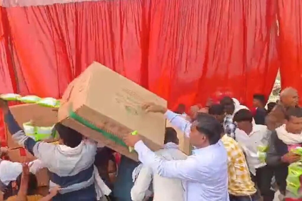 UP Mass Wedding Turns Chaotic As Guests Rush To Grab Free Chips Packets, Snacks: ‘This Is 4th Largest Economy’ | Video