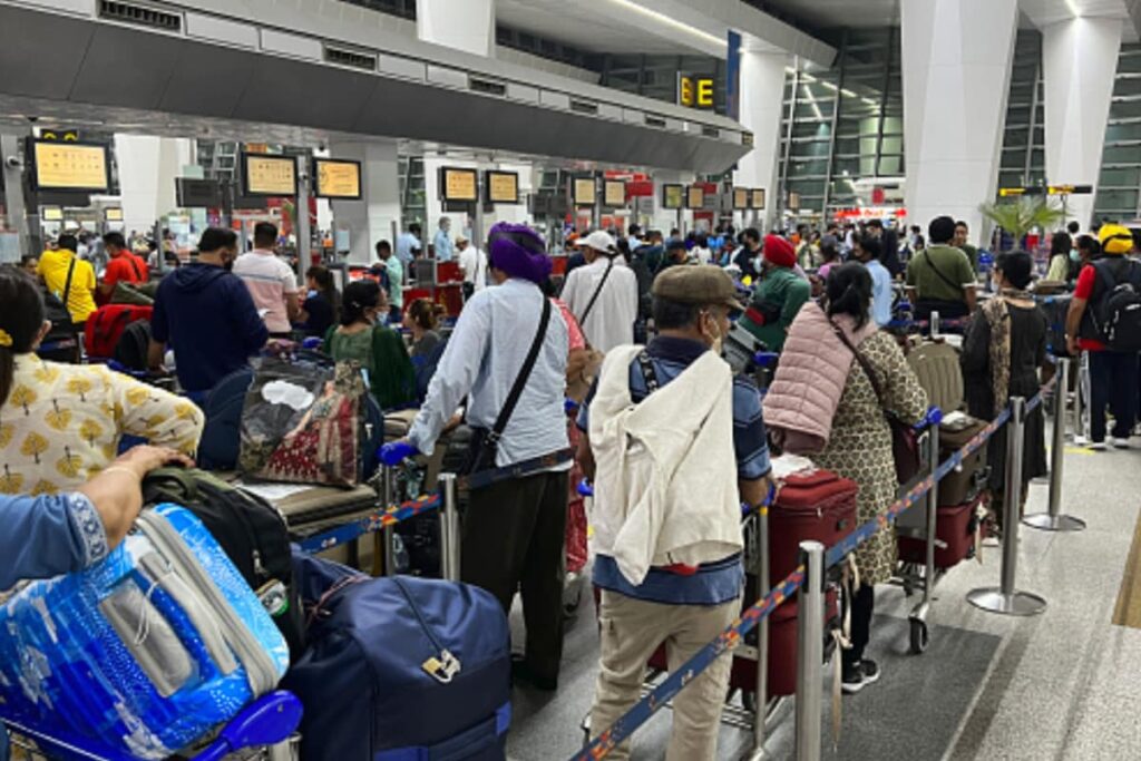 Faster Clearance, Shorter Queues Soon As Immigration Bureau Boosts Strength At Major Airports