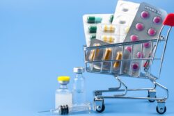 Expert Panel Pulls Up Pharma Department Over Rising Drug Prices, Seeks Tighter Control On MRP