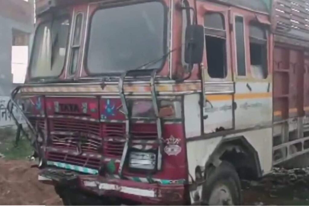 Six Killed, Two Injured As Car Collides With Truck In UP's Barabanki