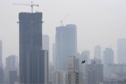 Mumbai Smog Worsens As Air Quality Dips Across City; Rohit Sharma's Wife Ritika Flags Rising Pollution Levels