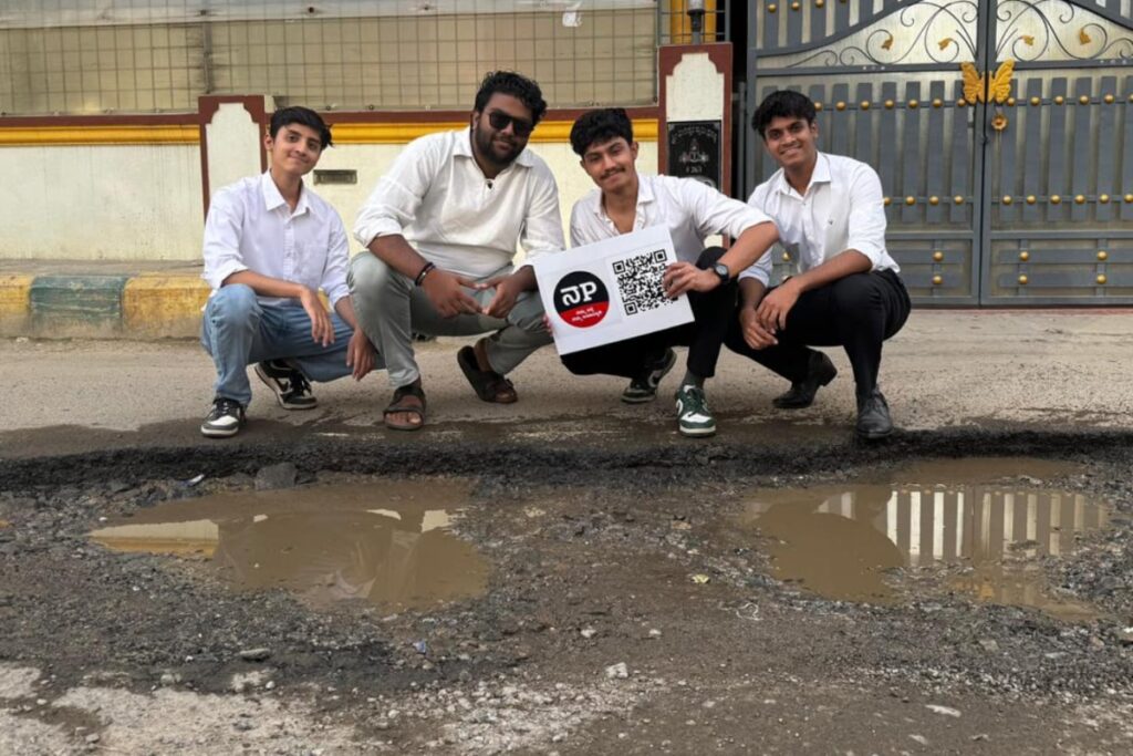 Meet The Young Coders Fixing Bangalore’s Roads, One Click At A Time