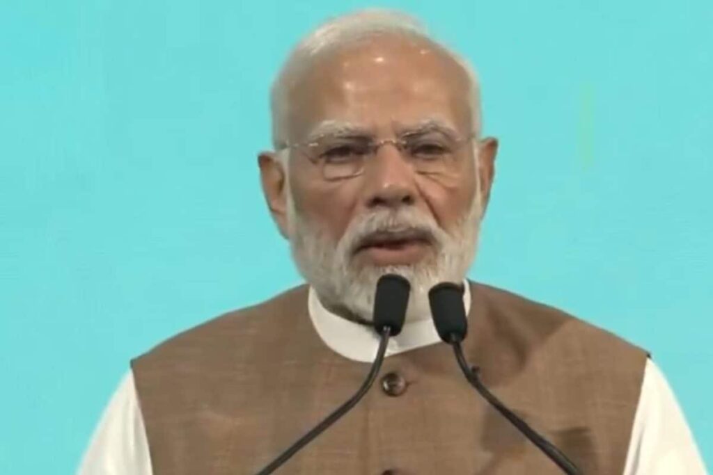 PM Modi Greets People Of Karnataka, MP, Kerala, Haryana, Chhattisgarh On Statehood Day