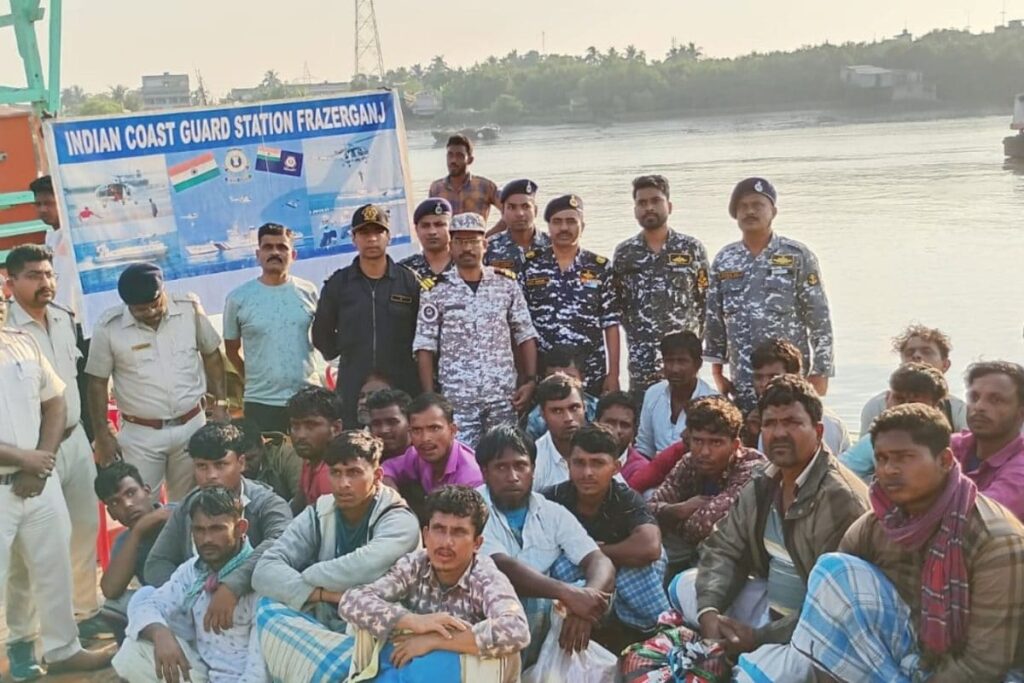 Three Bangladeshi Boats Seized, 28 Fishermen Arrested For Illegal Fishing In Indian Waters